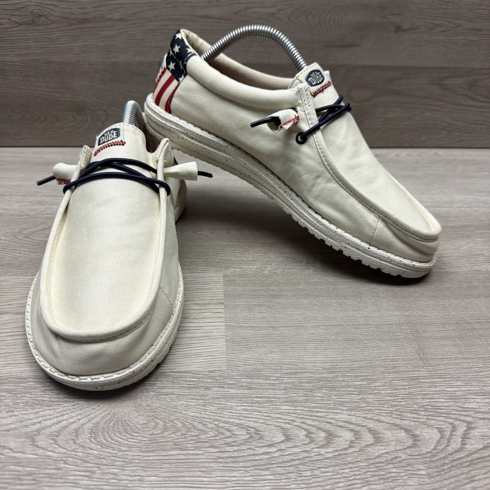 Hey Dude Wally Americana Stars Shoes Slip On Comfort White Size 8 Mens USA MINT